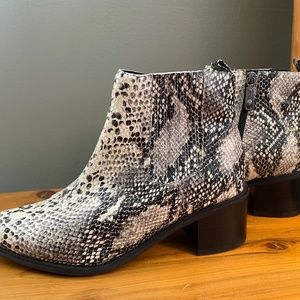 Blondo Heeled Boots